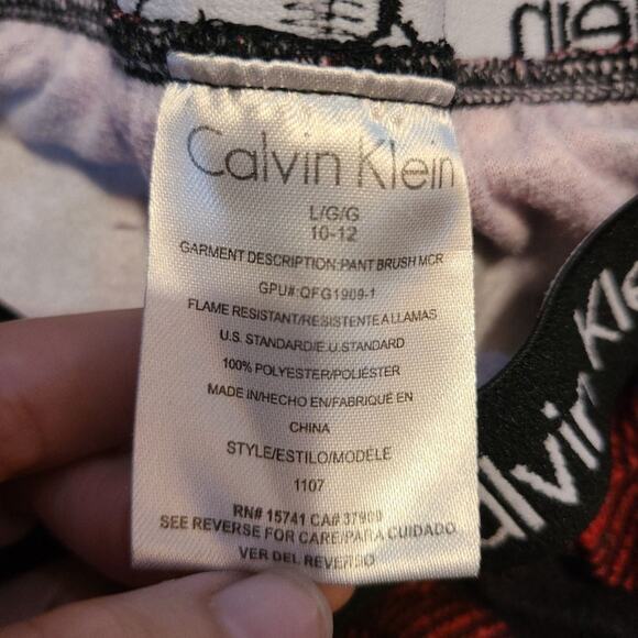 Calvin Klein large 10-12 women's red and black plaid pajama bottoms - Picture 3 of 4